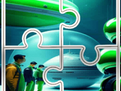 Aliens Photo Tile Quest